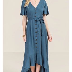 High-Low Button Detailed Maxi Dress